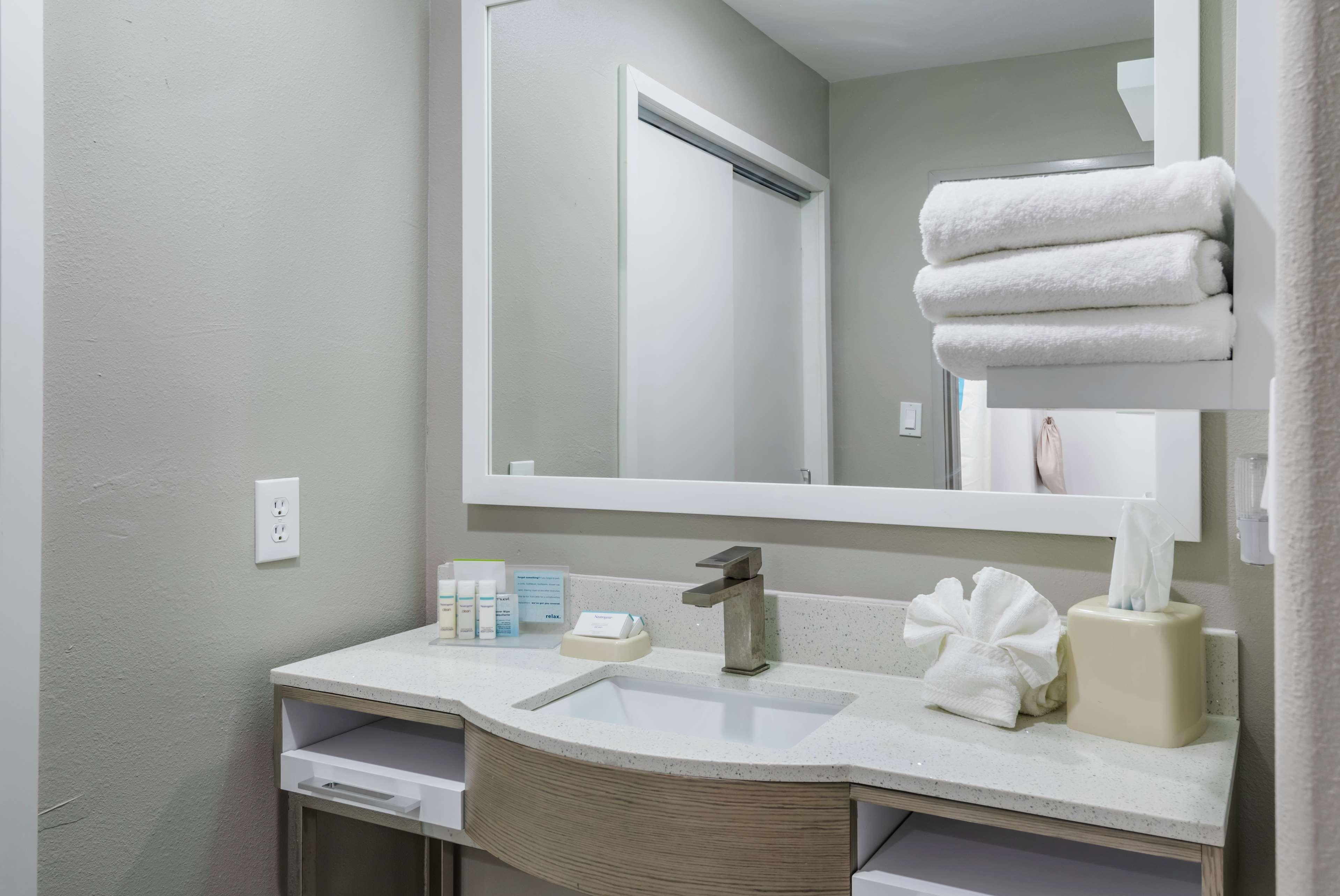 Hampton Inn Brownwood Bagian luar foto